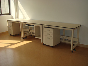 全鋼可移動實驗臺